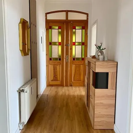 Appartamento 2-zimmer Zentral In Ferdinandshof, Wlan Modern