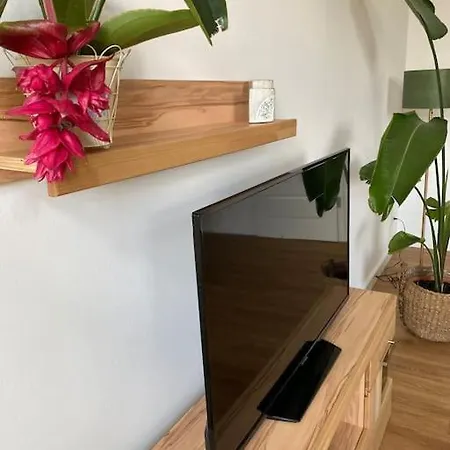 2-zimmer Zentral In Ferdinandshof, Wlan Modern Διαμέρισμα *