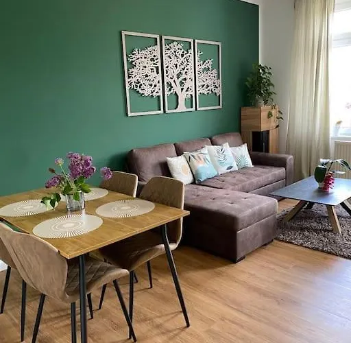 2-zimmer Zentral In Ferdinandshof, Wlan Modern Apartamento Ferdinandshof